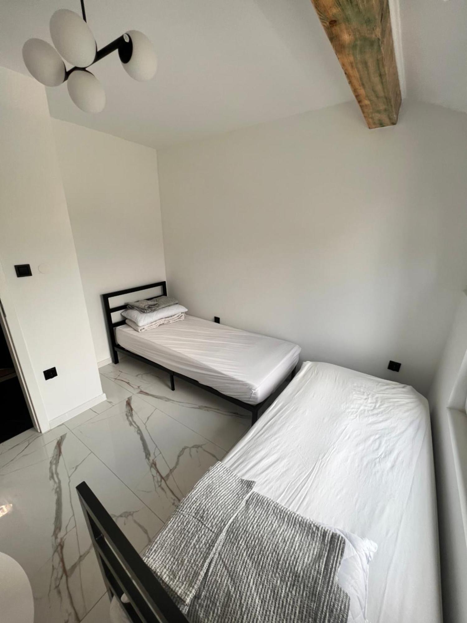 Dworskiego 74, Apartament 2 プシェムィシル エクステリア 写真